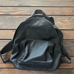 Lululemon Backpack / laptop